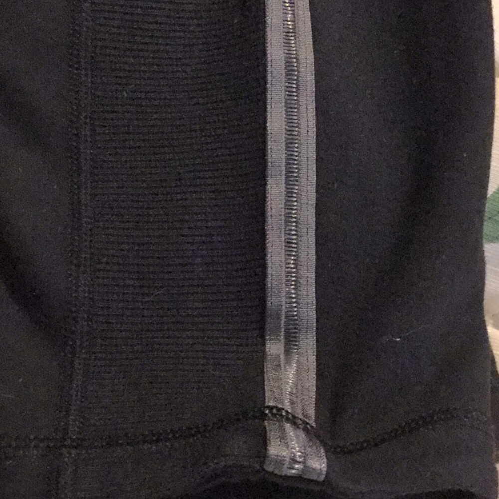 Lululemon leggings - Picture 6 of 11